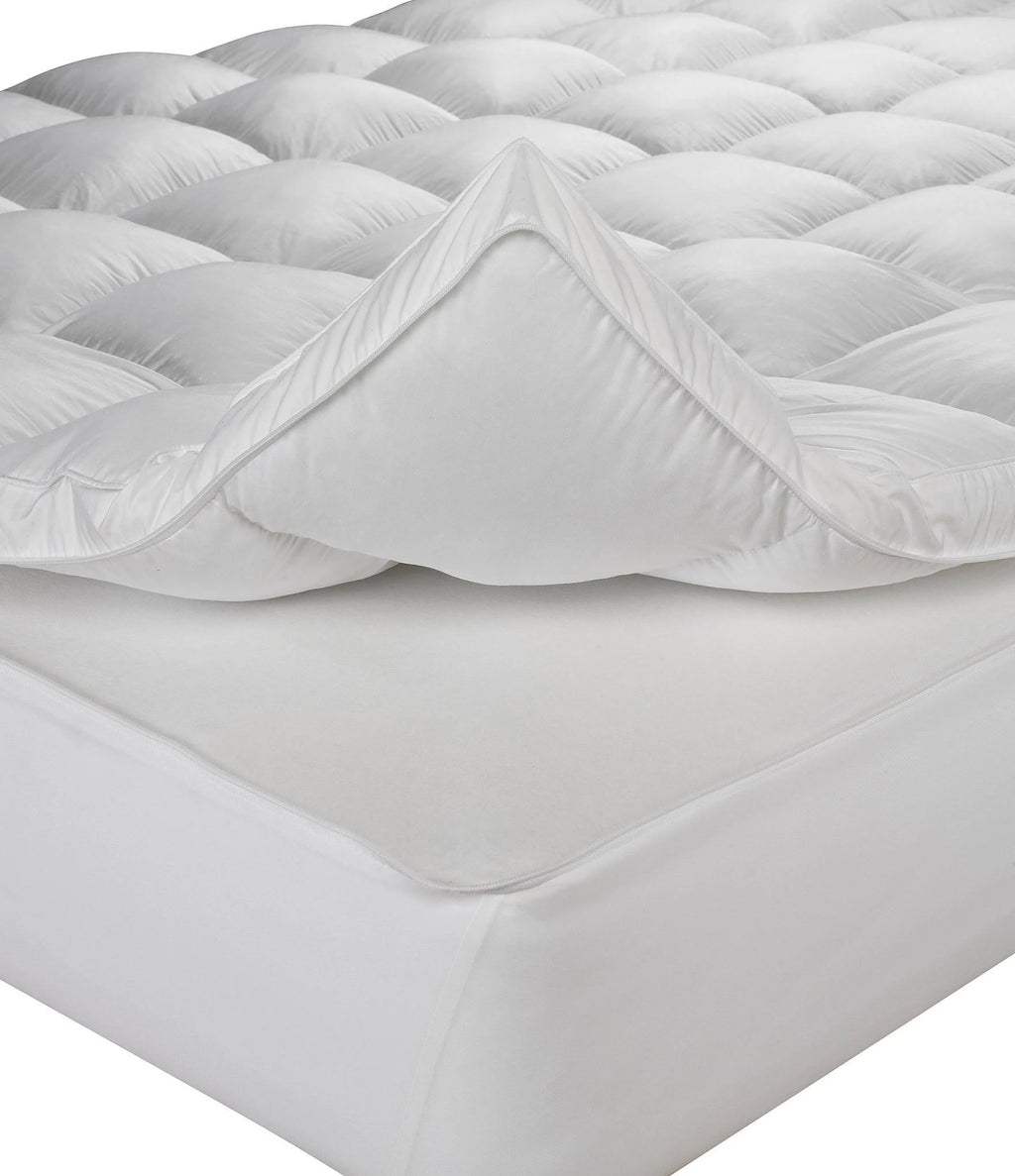 Queen Mattress Topper R48341