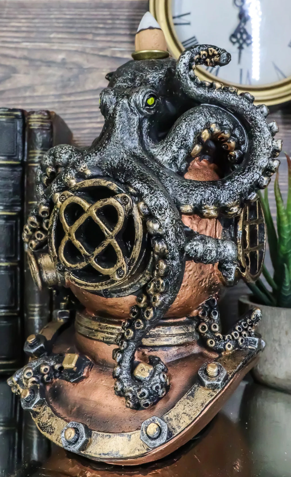 Steampunk Divers Helmet Incense Cone Burner Y888413