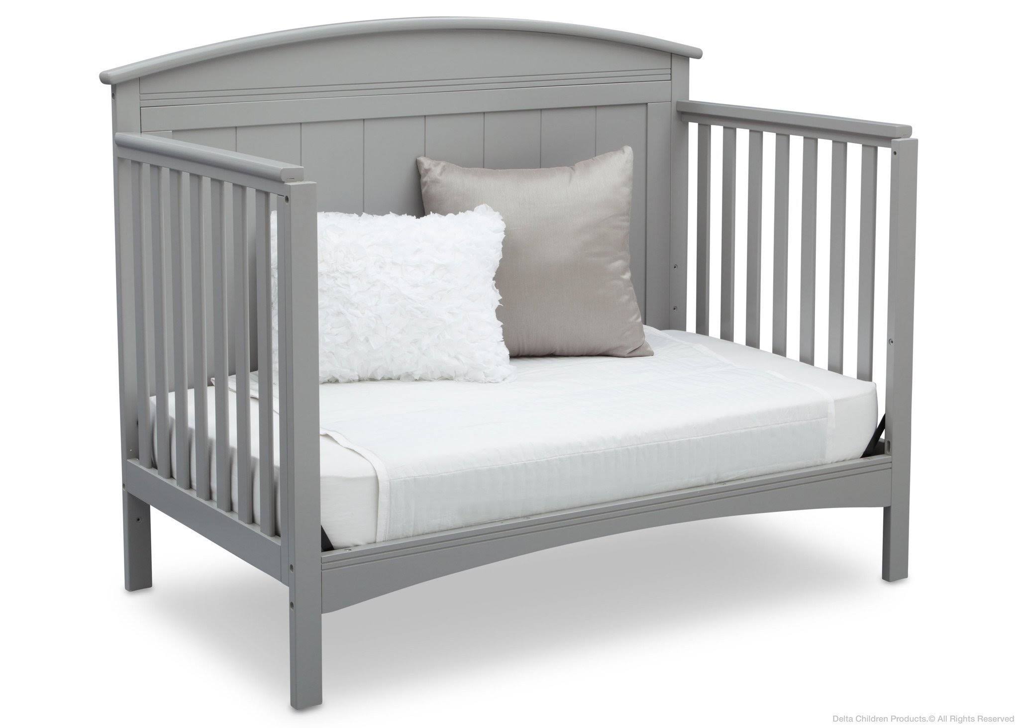 4-in-1 Crib A534