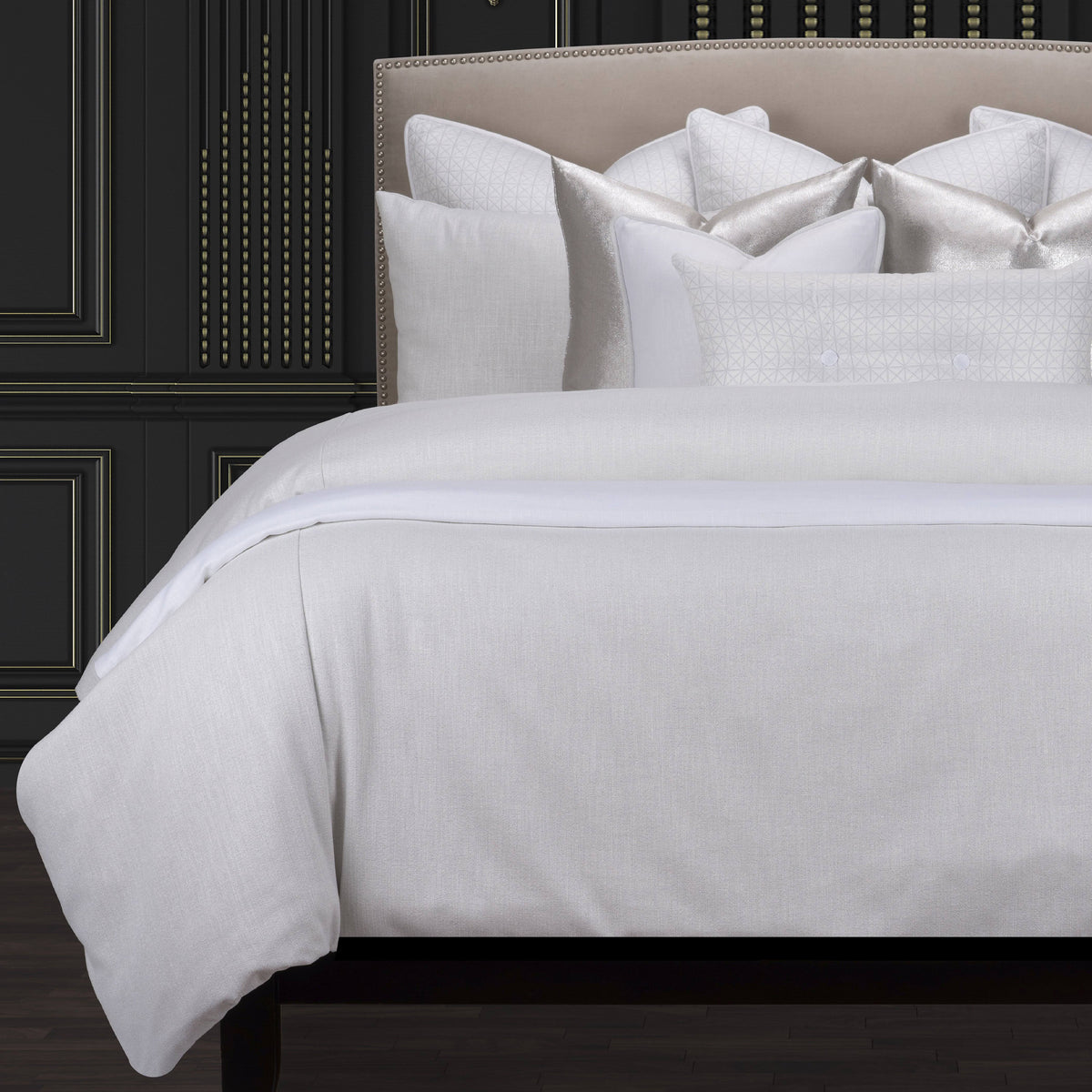 White Luxury Bedding Set Z74090
