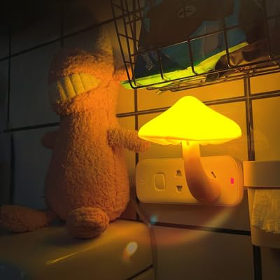 4 Pack Plug in White LED Nightlight P74540