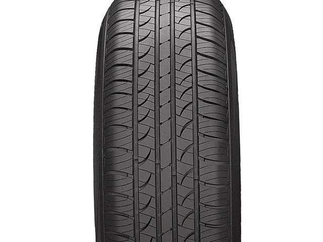 P215/60R15 93T Tire Y4593