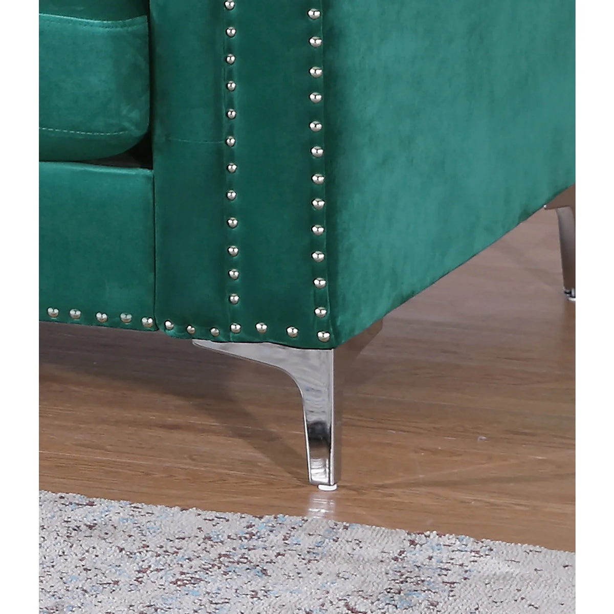 Green Sofa Chaise M86601