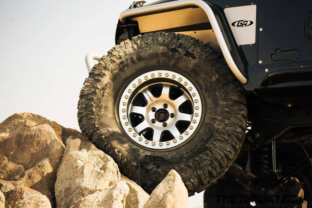 LT285/65R18E 125/122Q Tire E652067