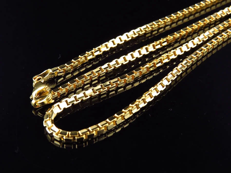 10K Yellow Gold Box Chain Necklace 24-30 Ins O3372
