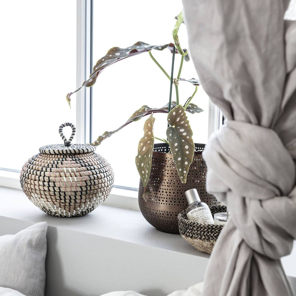 Perfo Candle Holder W289508