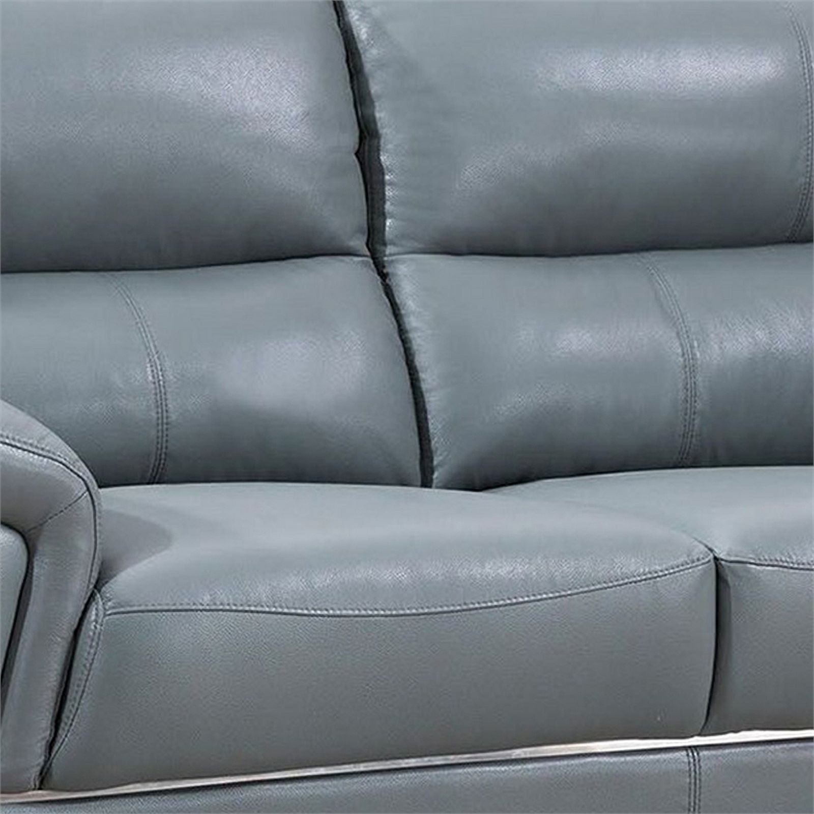Gray Tufted Leatherette Loveseat B964
