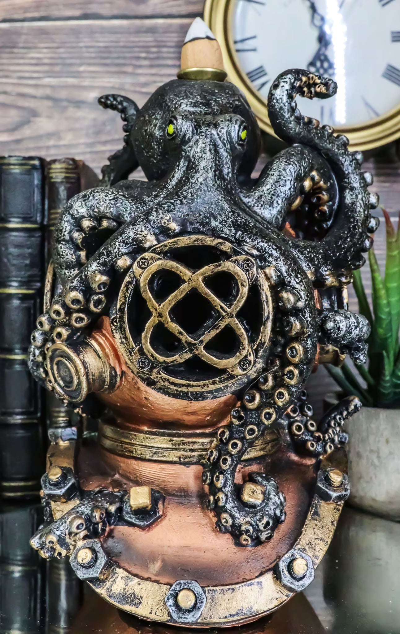 Steampunk Divers Helmet Incense Cone Burner Y888413